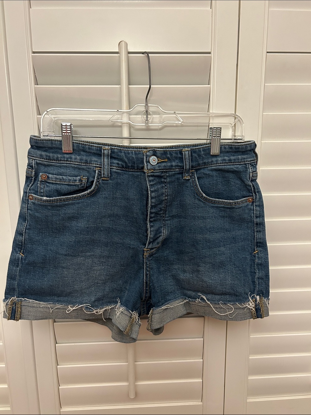 Pilcro Denim Cutoff Shorts Women's 29 in Faded Blue Button Up